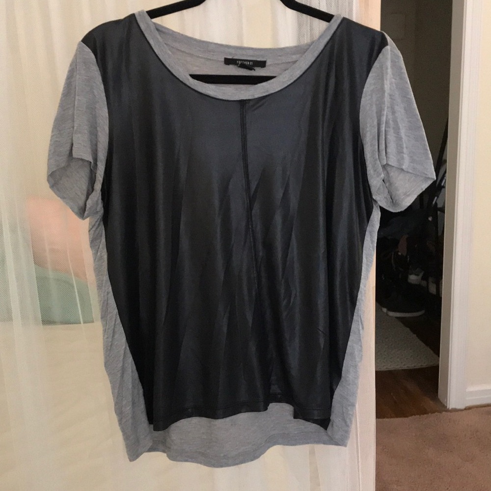 Forever 21 - short sleeves shirt - simili leather